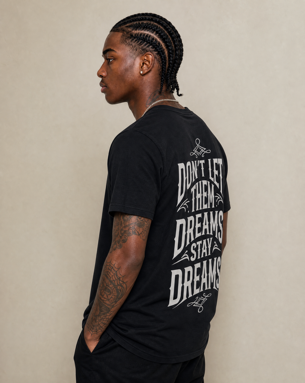 DREAM TO REALITY TEE - BLACK